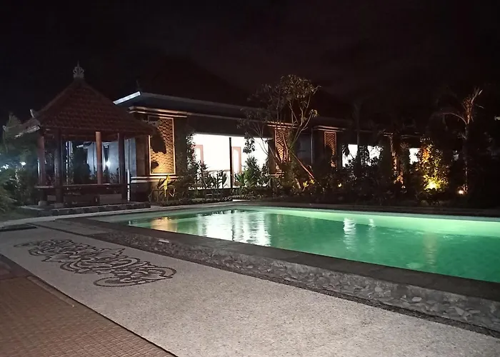 ゲストハウス Pucak Lestari Pandawa Bali 4*