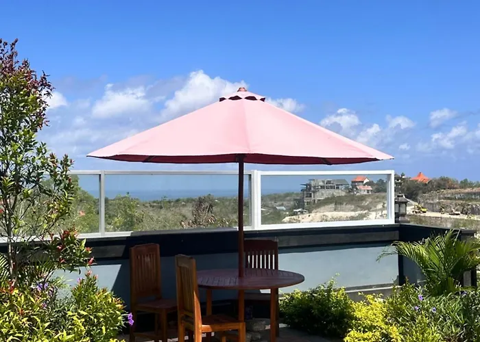 ゲストハウス Pucak Lestari Pandawa Bali 4*
